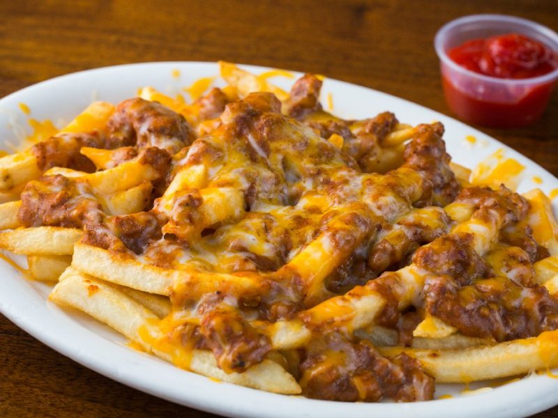 Cheese chili fries